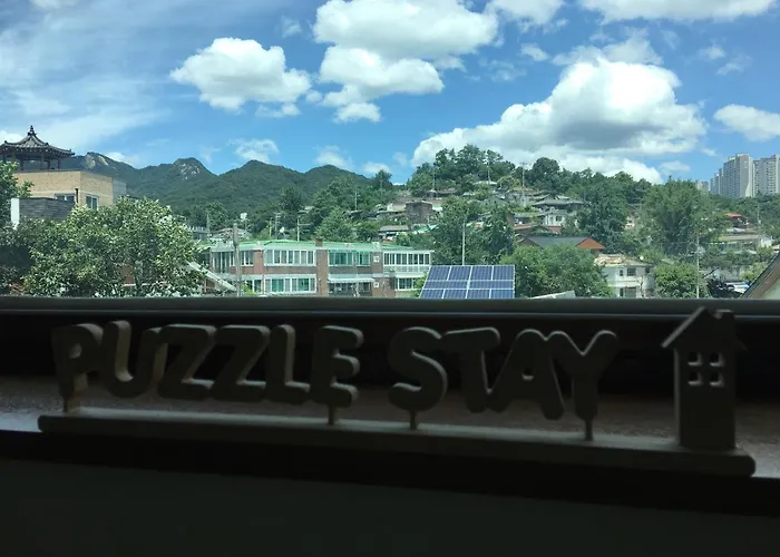 Puzzlestay House 4*